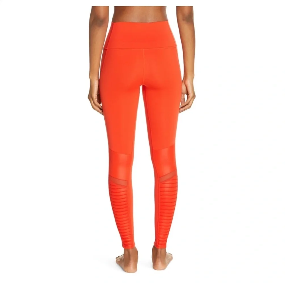 ALO Yoga Airbrush Moto High Waist 7/8 Leggings Cherry Red NWT